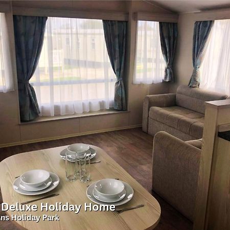 Spruce Deluxe Holiday Home Mablethorpe Esterno foto